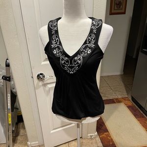 🎈WHBM sleeveless shirt ❤️❤️SALE❤️❤️clearout